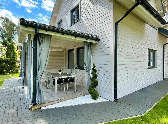 Aj Semesterbostad Pobierowo